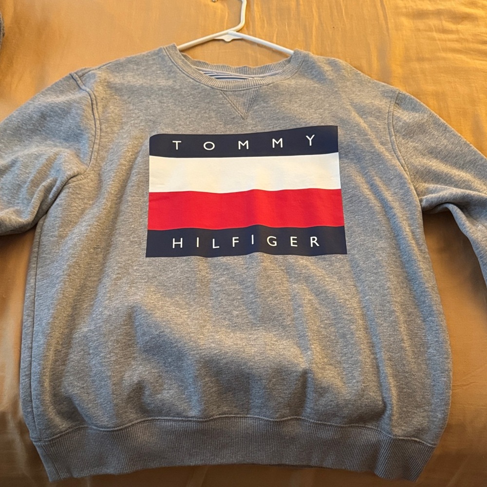 Tommy Hilfiger Gray Crewneck Sweater with Red and Blue Logo